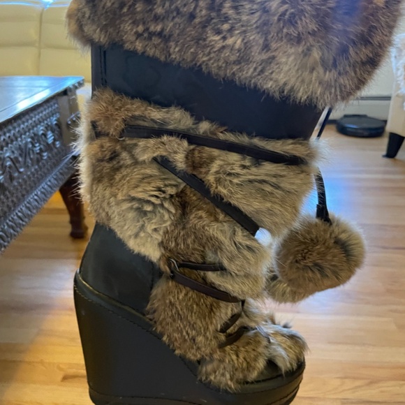 Ash fur boots - Picture 2 of 11